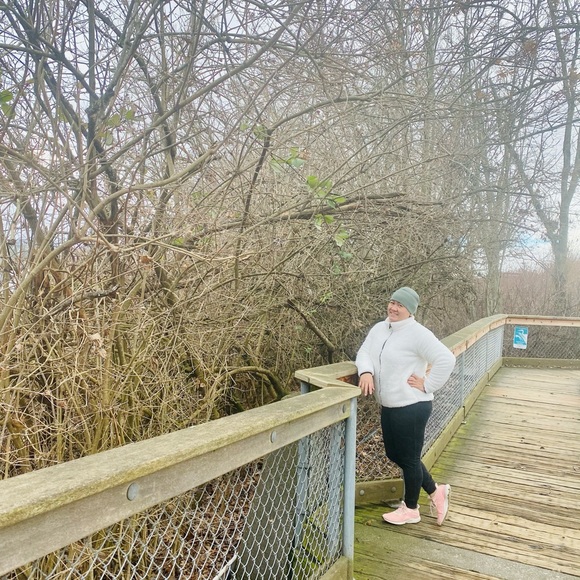 Meet your Posher, Marilyn - Picture 5 of 9